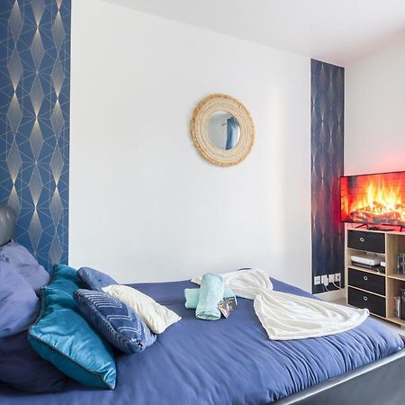 Appartement Moderne, Proche Porte De Versailles Et Gare De Clamart Malakoff Ngoại thất bức ảnh